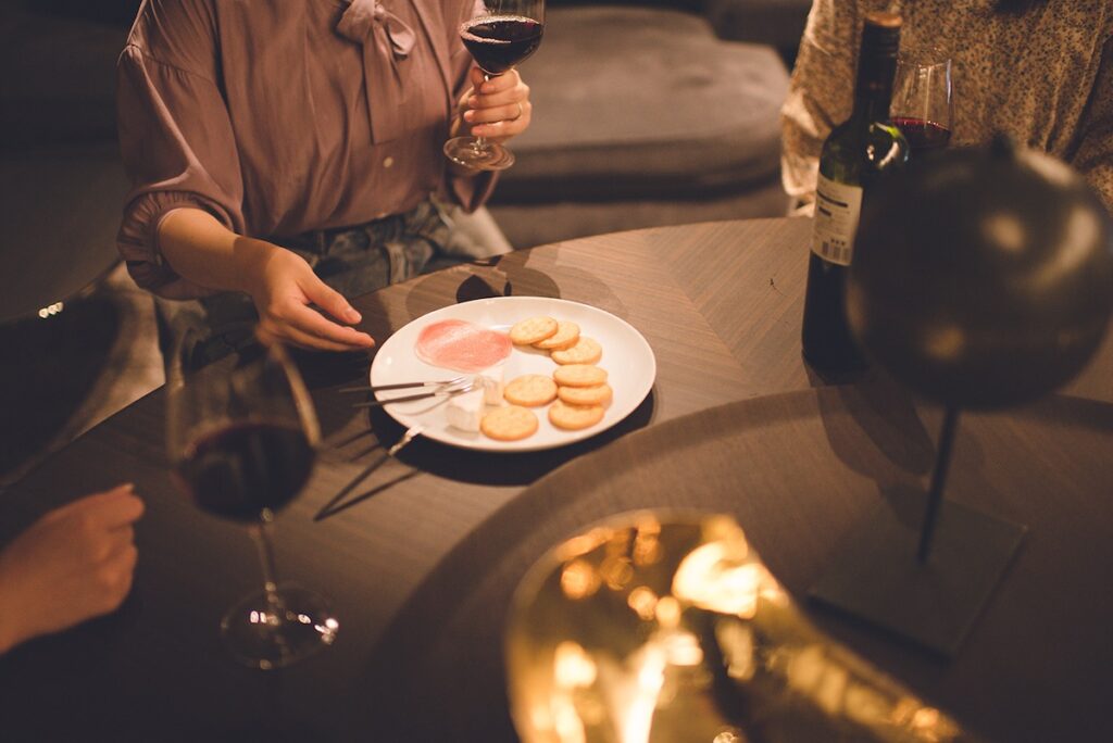 Friendly Fusion Izakaya: Tokyo’s Bal Scene