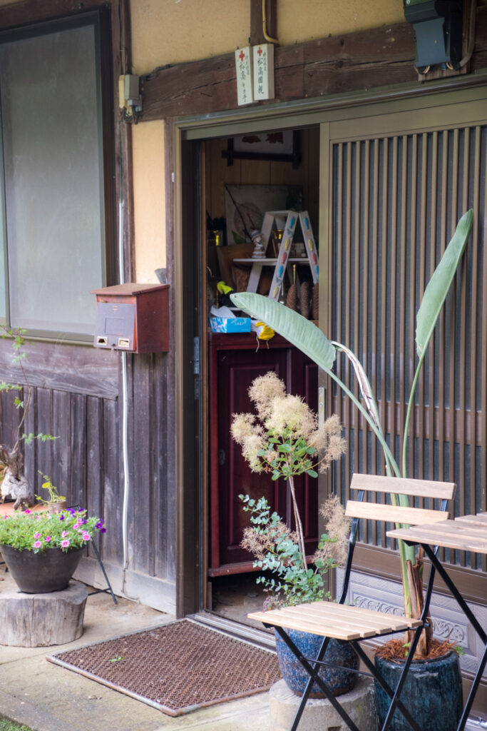 balance Japanese and Western design elements