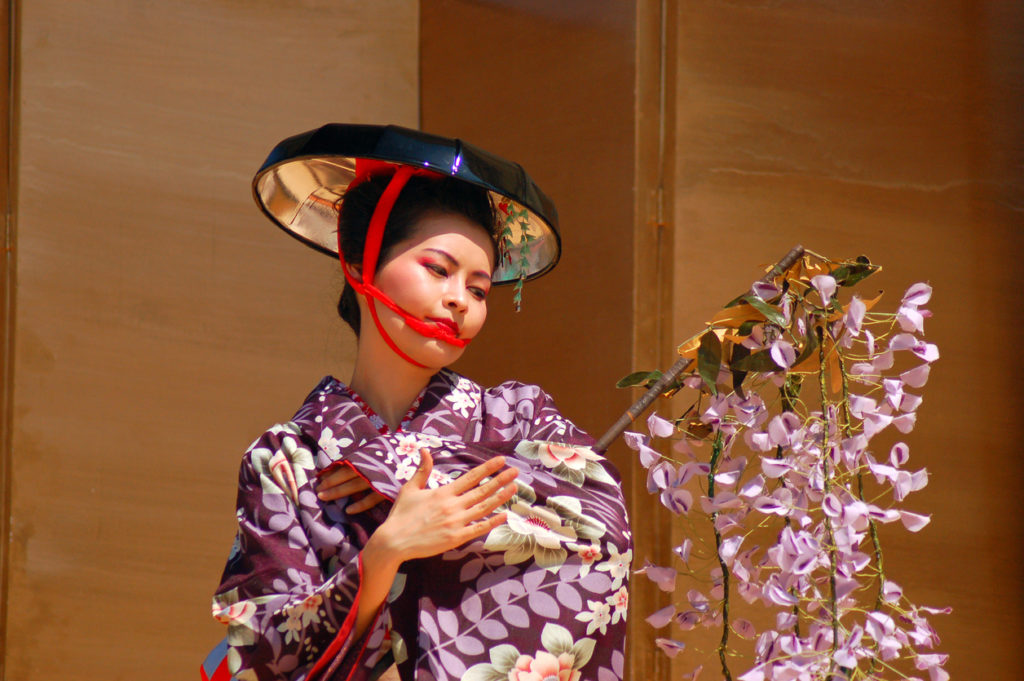 Japanese dance