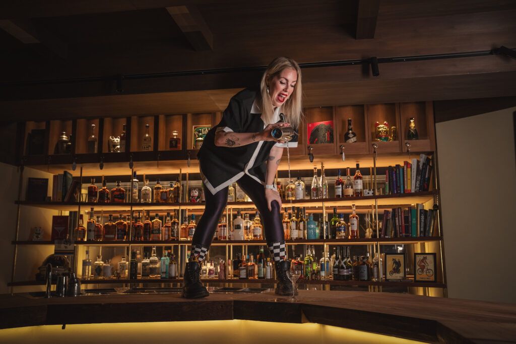 Holly Graham (UK): Tokyo Confidential Bar